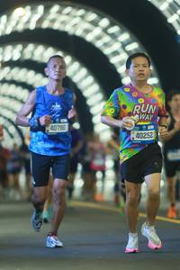 BIB: 40790, 40252
                            <button type="button" onclick="openModal(20627259)" class="btn btn-primary btn-sm float-right btn-popup" data-toggle="modal" data-target=".modal-high-quality">
                        <i class="fas fa-shopping-cart"></i> Add to Cart
                    </button>
                                            <button type="button" onclick="isThisMe(20627259, true)" class="btn btn-success btn-sm float-right btn-popup btn-isme hidden" data-toggle="tooltip" data-placement="bottom" title="นี่คือรูปของคุณใช่ไหม คลิกที่นี่เพื่อเอาเข้าอัลบั้ม">
                        <i class="fas fa-plus"></i> Add to album
                    </button>
                    <button type="button" onclick="isThisMe(20627259, false)" class="btn btn-warning btn-sm float-right btn-popup btn-isnotme hidden">
                        <i class="fas fa-ban"></i> Remove from album
                    </button>